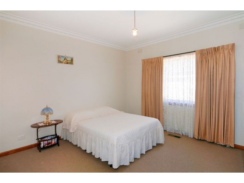 24 Walsgott Street, North Geelong VIC 3215