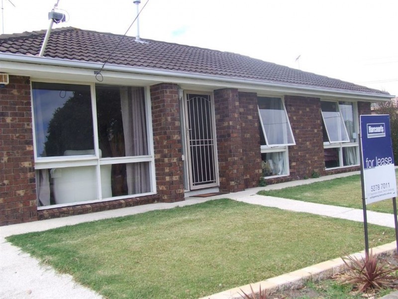 4 Vostok Court, Whittington VIC 3219