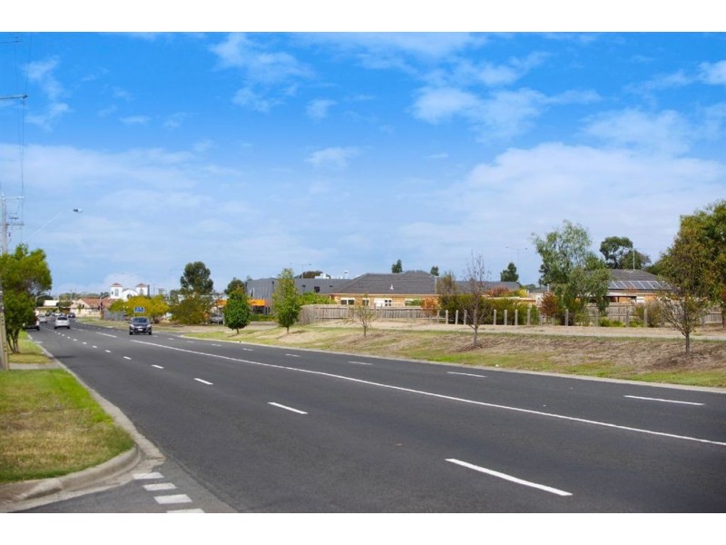 49 Yaraan Street, Bell Park VIC 3215