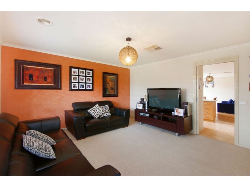 20 Malinda Crescent, Bell Park VIC 3215