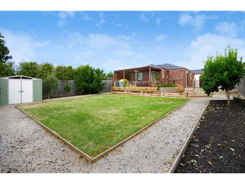 20 Malinda Crescent, Bell Park VIC 3215