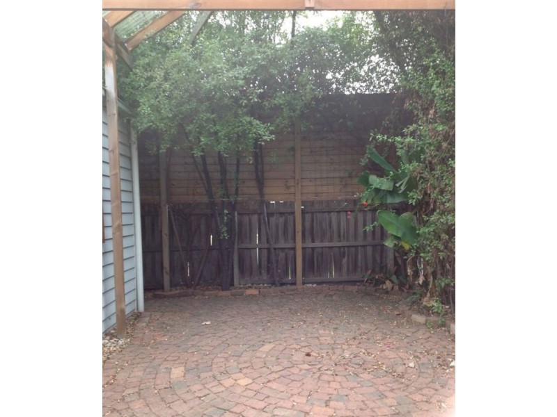 1 Victoria Street, North Geelong VIC 3215