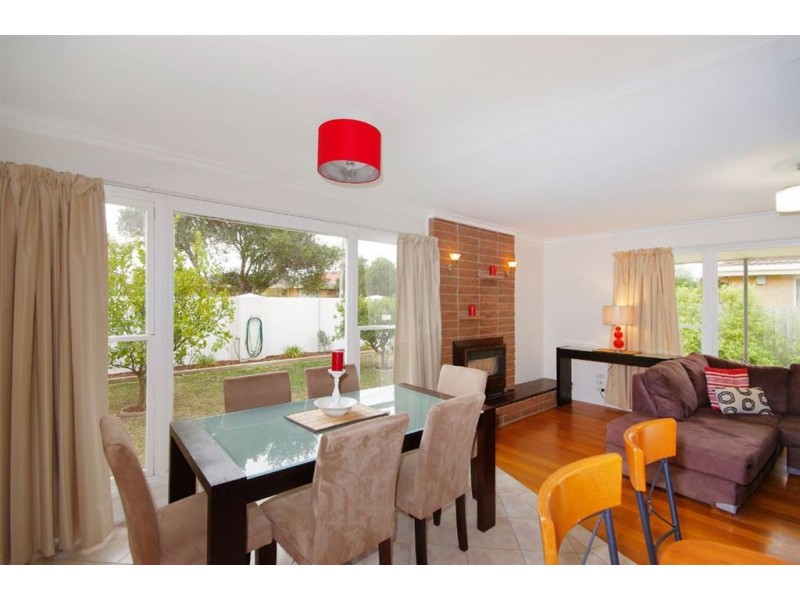 27 Hennessy Avenue, Herne Hill VIC 3218