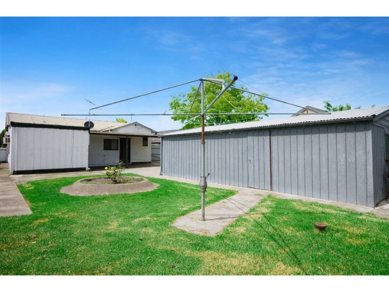 33 Tennyson Street, Norlane VIC 3214