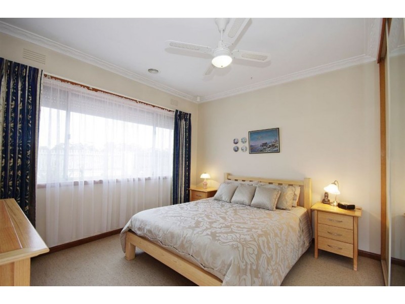 140 Thompson Road, North Geelong VIC 3215