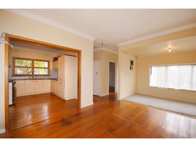 230 Thompson Road, North Geelong VIC 3215