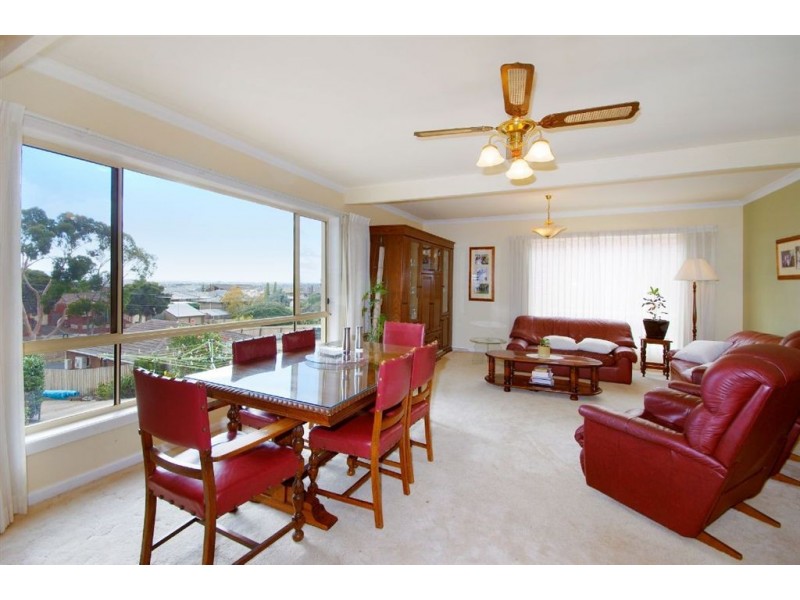 72 Newton Avenue, Bell Post Hill VIC 3215