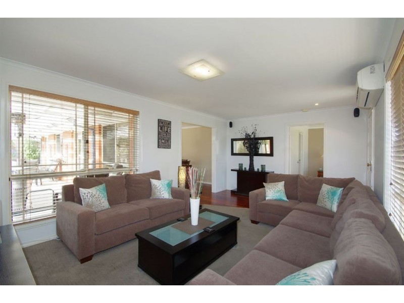 2 O’Dwyer Court, Lovely Banks VIC 3221