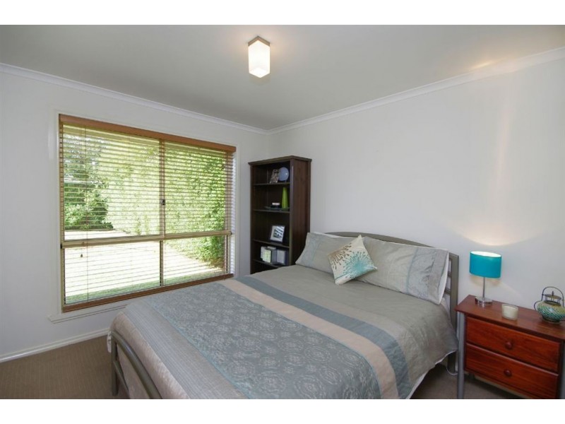 2 O’Dwyer Court, Lovely Banks VIC 3221