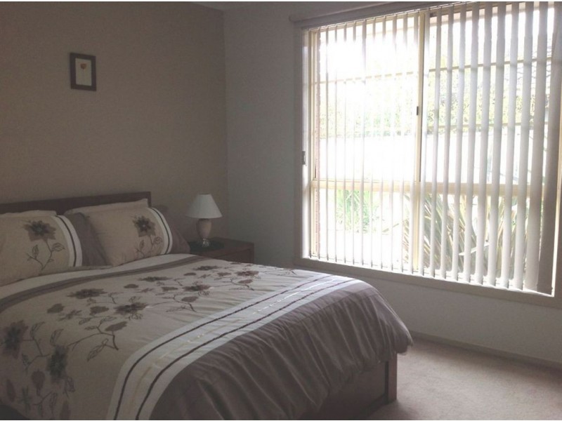 1/80 Wolseley Grove, Bell Post Hill VIC 3215