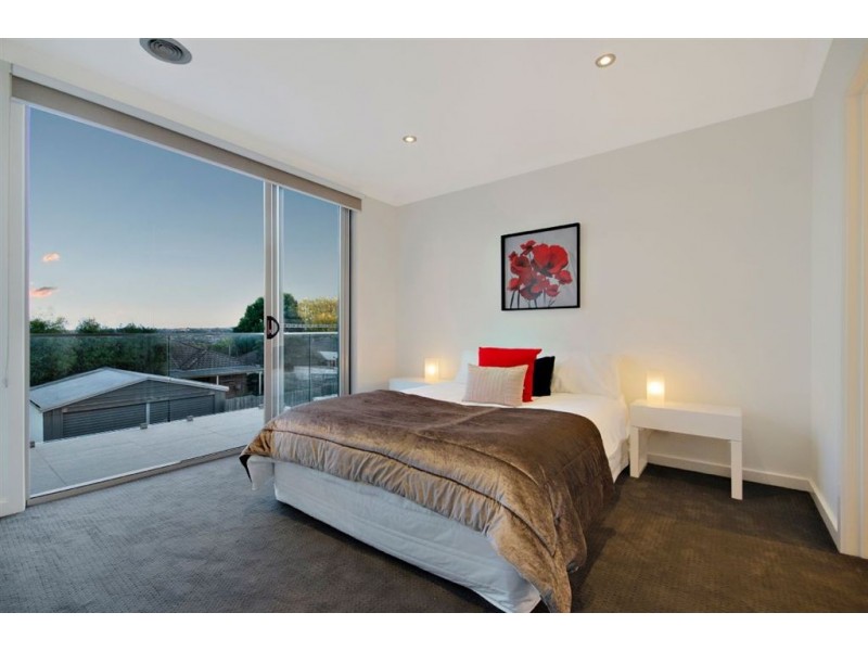 6 Allen Street, Newtown VIC 3220