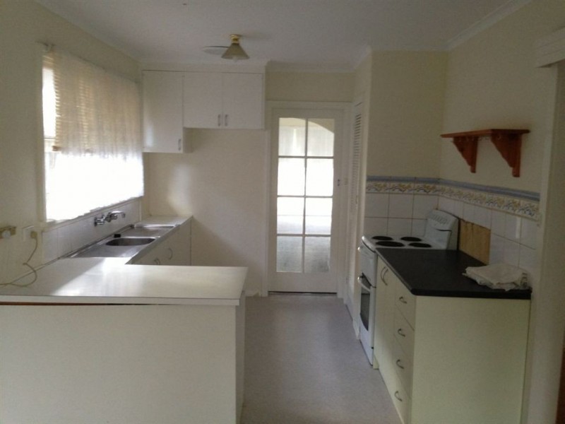 69 Newton Avenue, Bell Post Hill VIC 3215