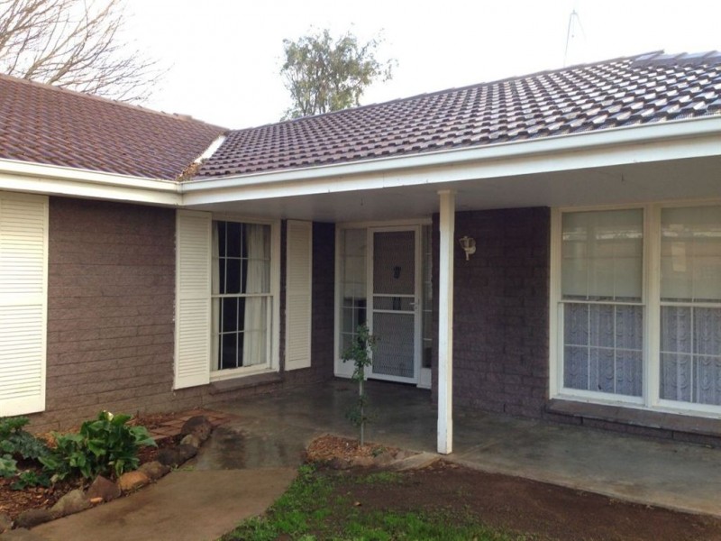 69 Newton Avenue, Bell Post Hill VIC 3215