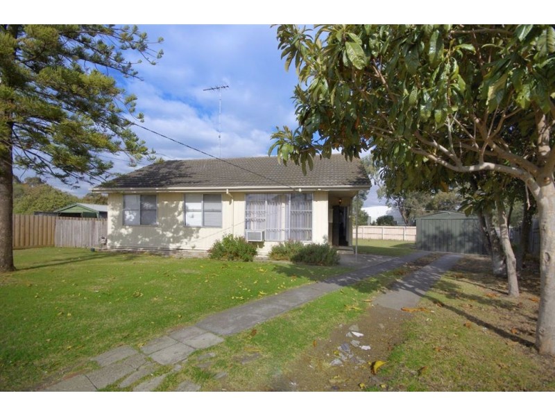 2 Nowra Court, Norlane VIC 3214