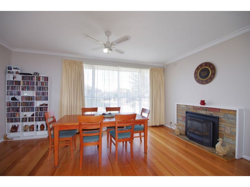 19 Dunloe Avenue, Norlane VIC 3214