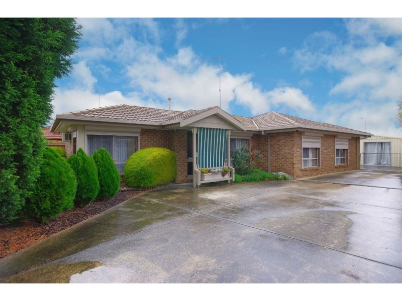19 Caldermeade Road, Corio VIC 3214