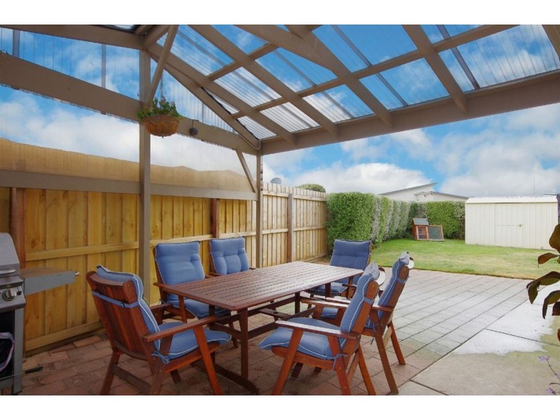 19 Caldermeade Road, Corio VIC 3214