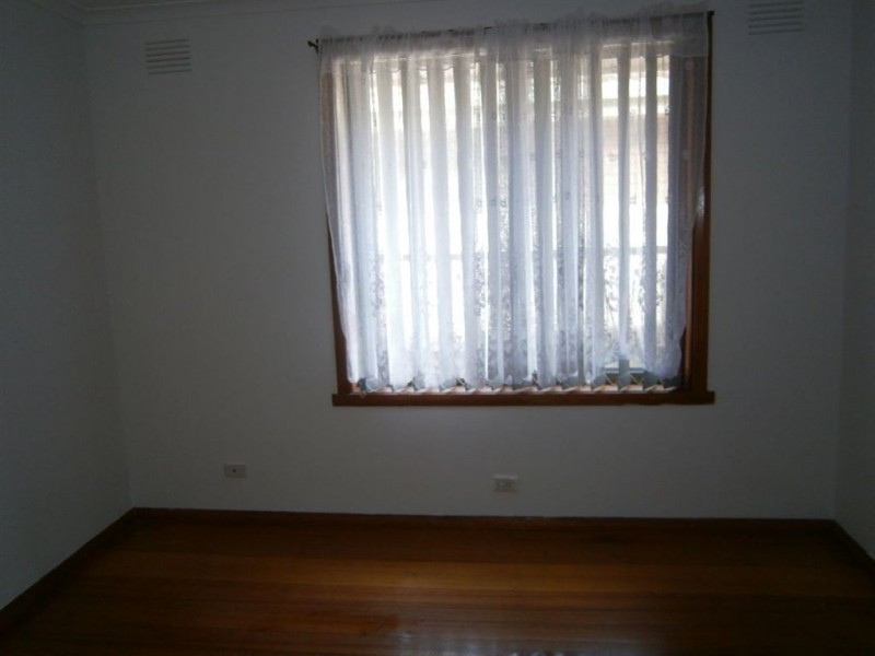 2 Page Street, Norlane VIC 3214