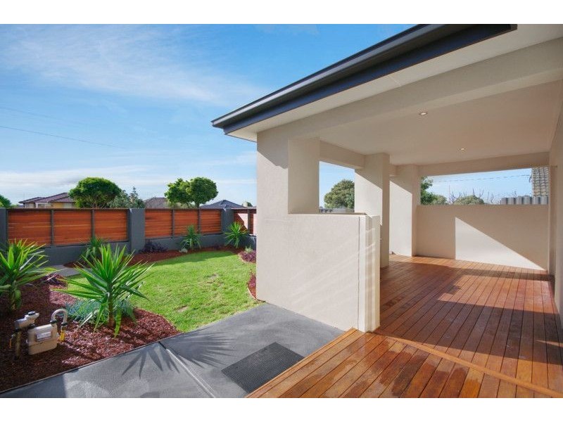 1/17 Braund Avenue, Bell Post Hill VIC 3215