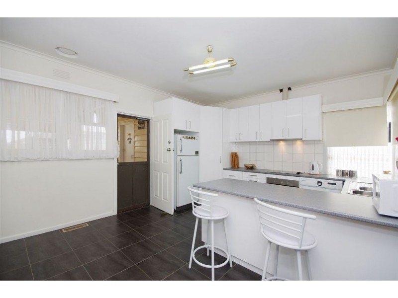 14 Donnybrook Road, Norlane VIC 3214