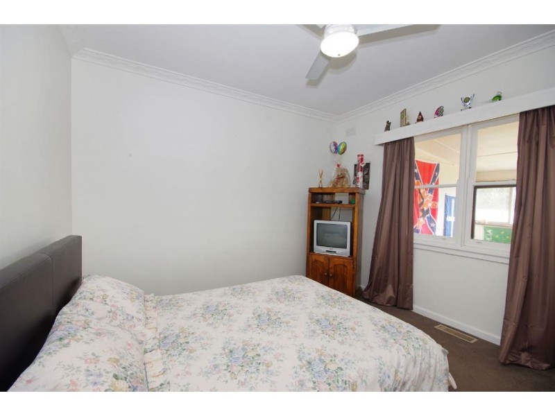 14 Donnybrook Road, Norlane VIC 3214