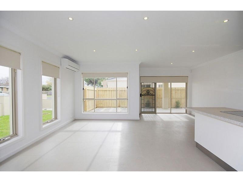 3/4-8 Princess Road, Corio VIC 3214