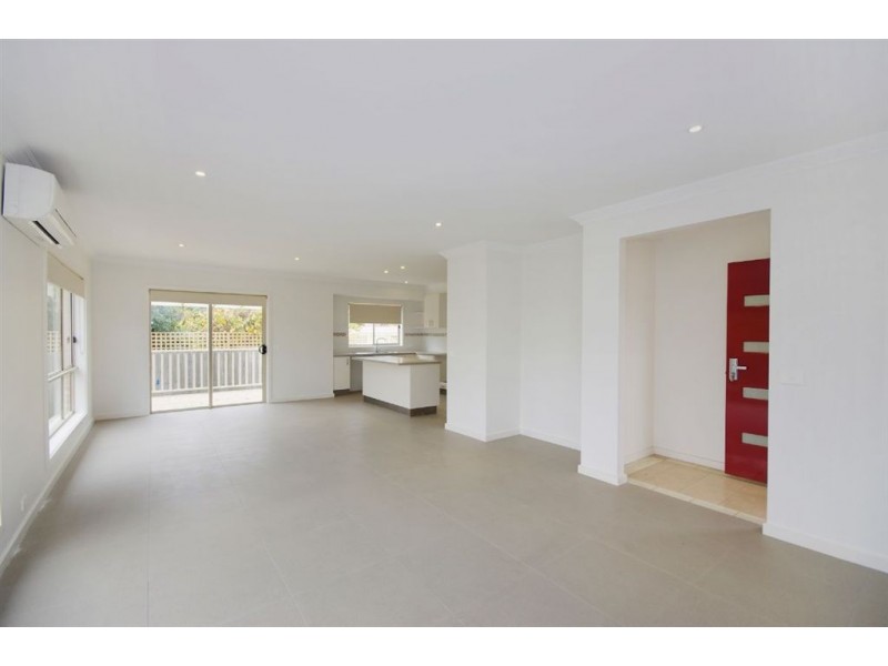 3/4-8 Princess Road, Corio VIC 3214