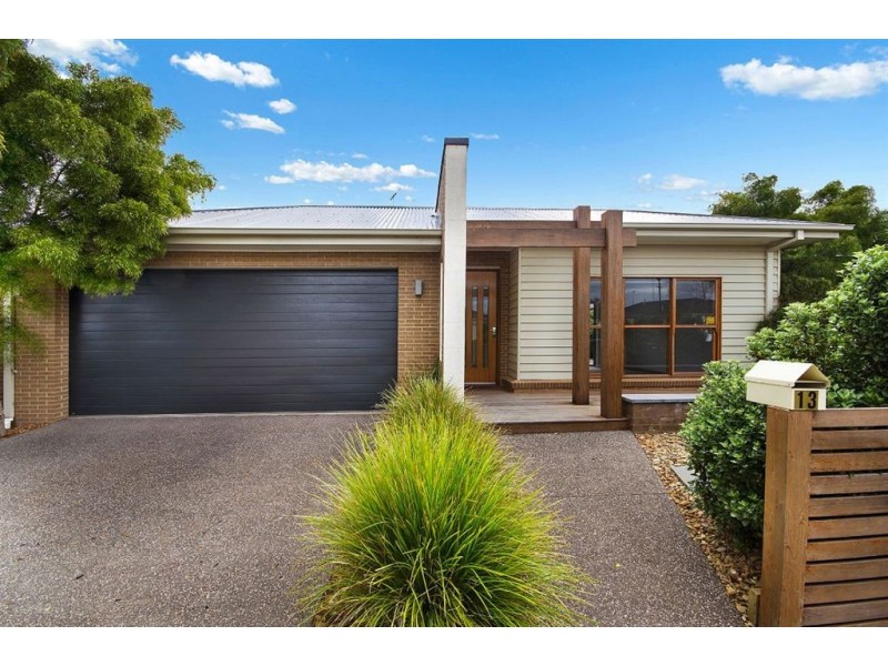 13 Springwater Drive, Lara VIC 3212