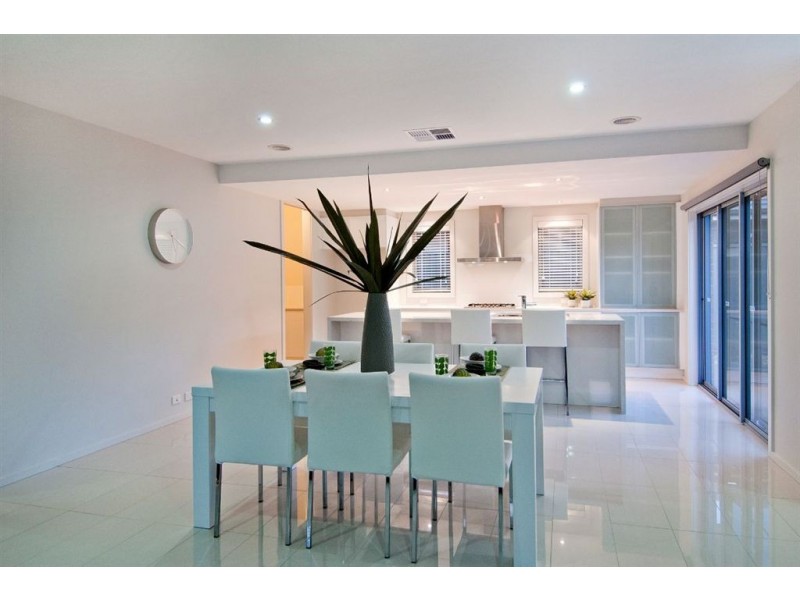 13 Springwater Drive, Lara VIC 3212