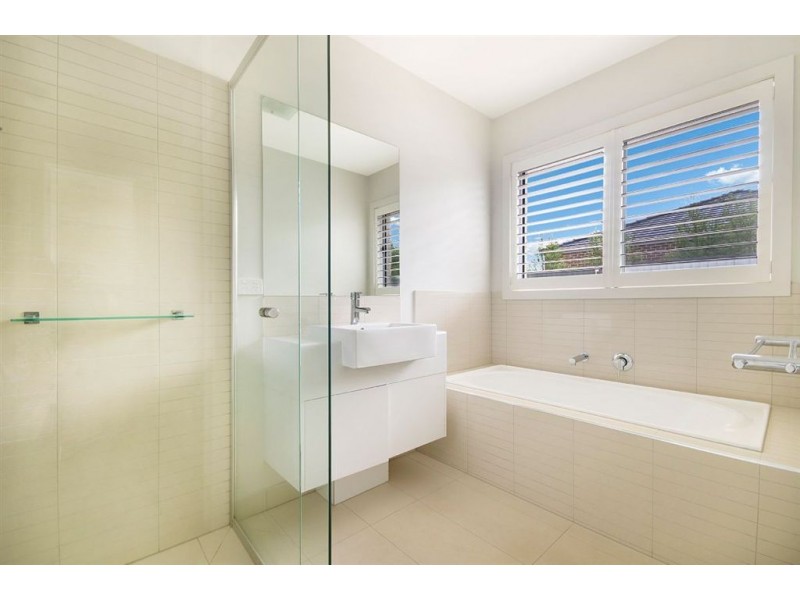 13 Springwater Drive, Lara VIC 3212