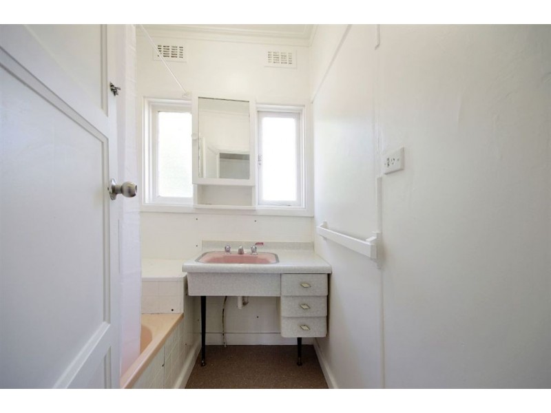 574 Thompson Road, Norlane VIC 3214