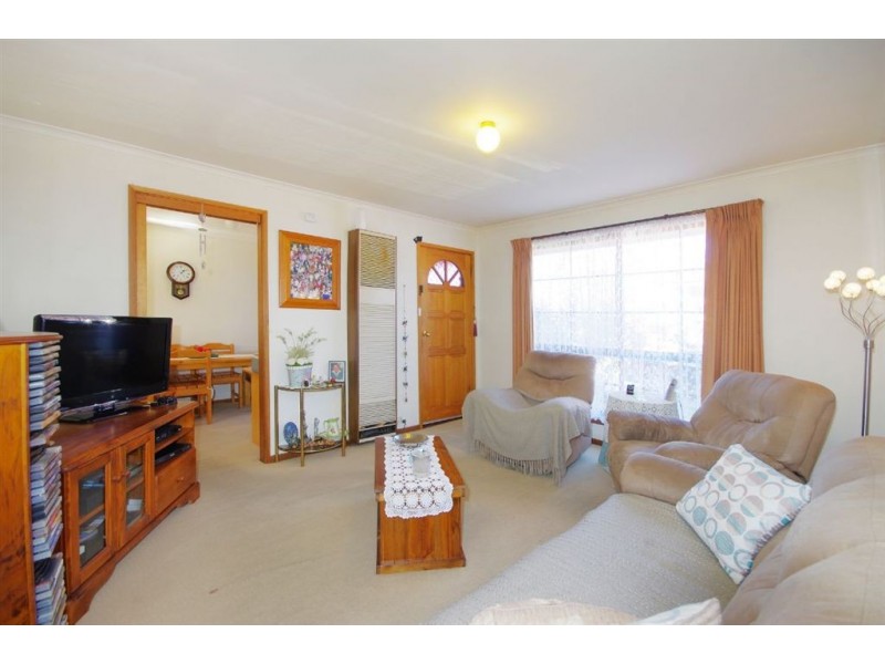 2/14 Cranbourne Drive, Corio VIC 3214