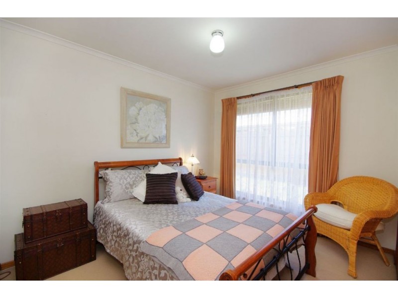 2/14 Cranbourne Drive, Corio VIC 3214