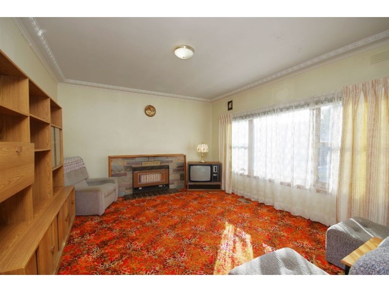 1 Coxon Parade, North Geelong VIC 3215