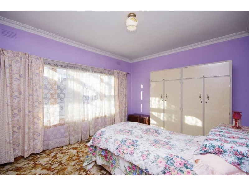 1 Coxon Parade, North Geelong VIC 3215