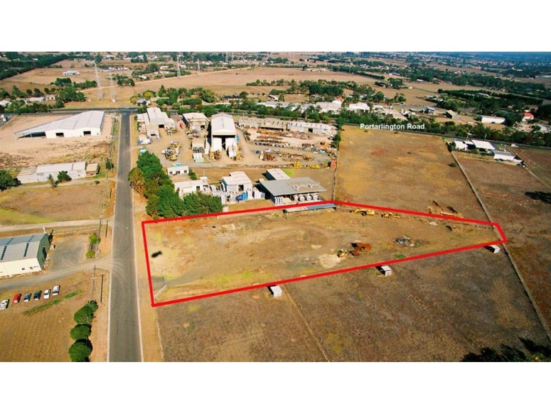 31-33 Buckley Grove, Moolap VIC 3221