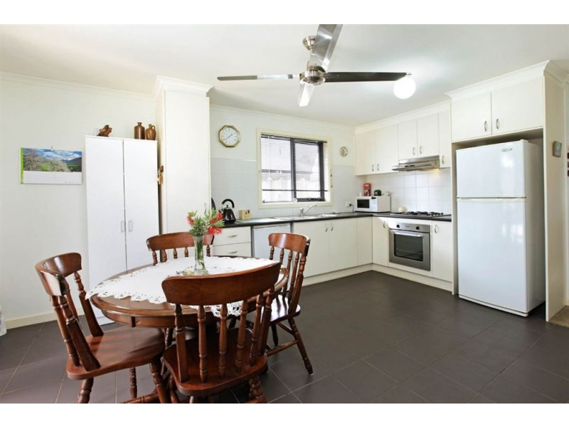 2/209 Princes Highway, Corio VIC 3214