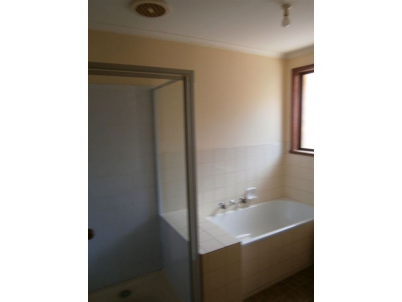 1/82 Walsgott Street, North Geelong VIC 3215