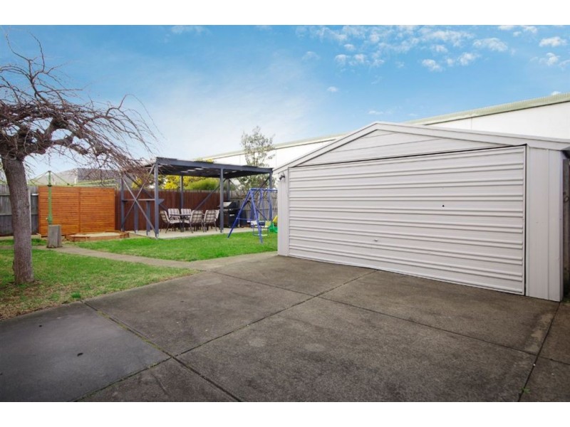 210 Thompson Road, North Geelong VIC 3215