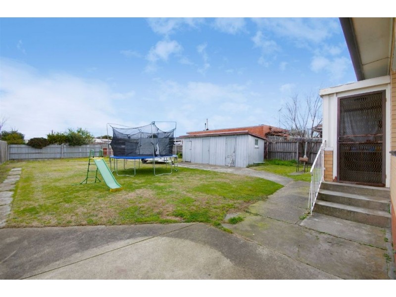 27 Bruce Street, Bell Park VIC 3215