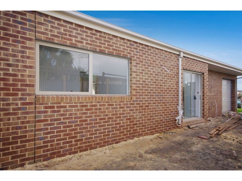 2/17 Curtin Street, Bell Park VIC 3215