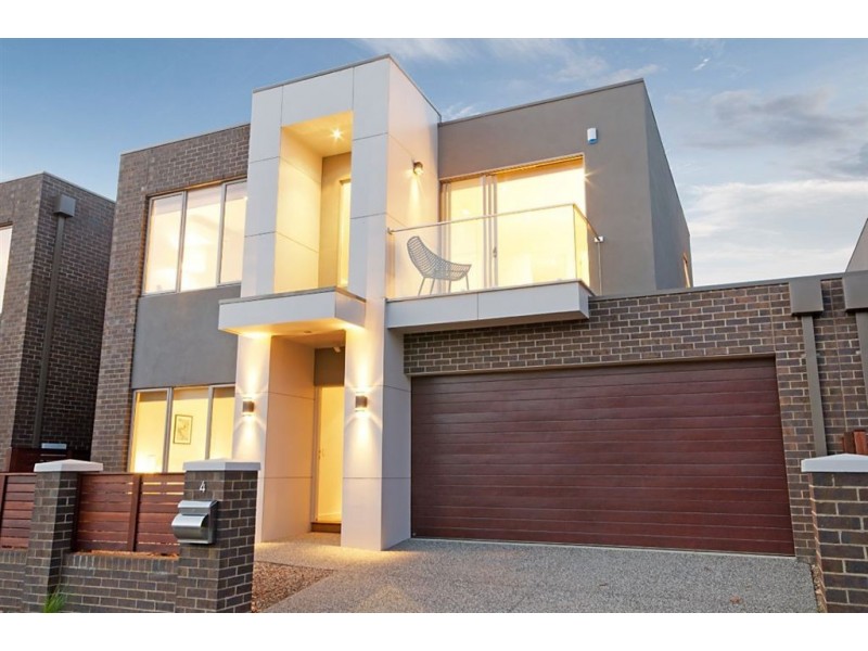 4 Allen Street, Newtown VIC 3220