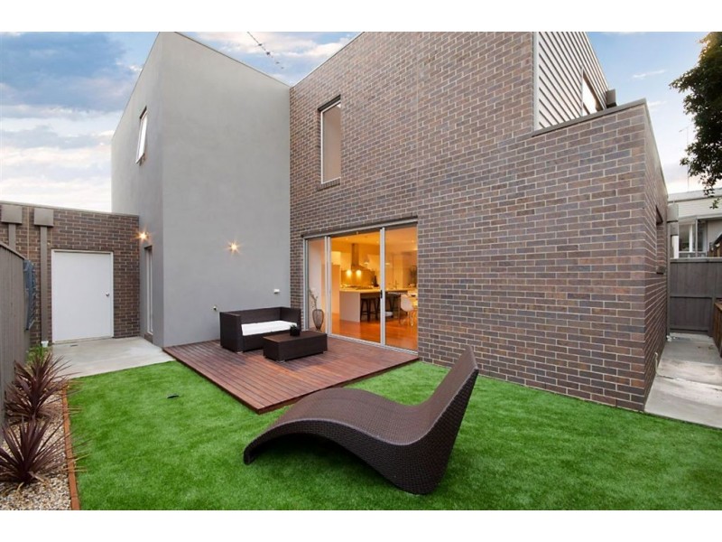 4 Allen Street, Newtown VIC 3220