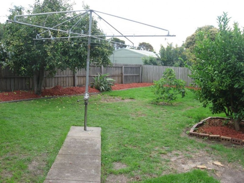 38 Neil Street, Bell Post Hill VIC 3215