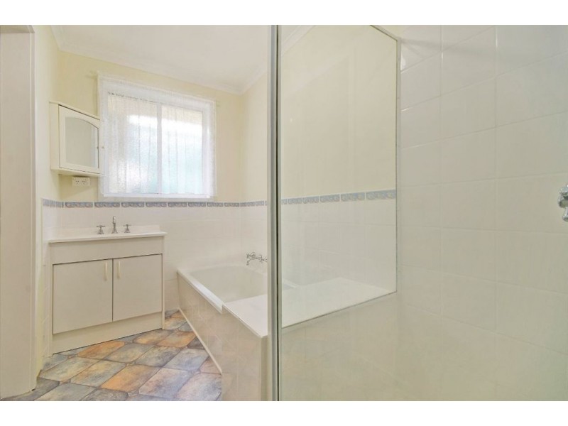 4 Wexford Court, Corio VIC 3214