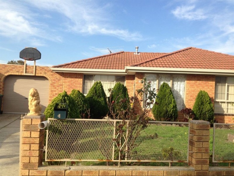 4 Fieldman Court, Corio VIC 3214