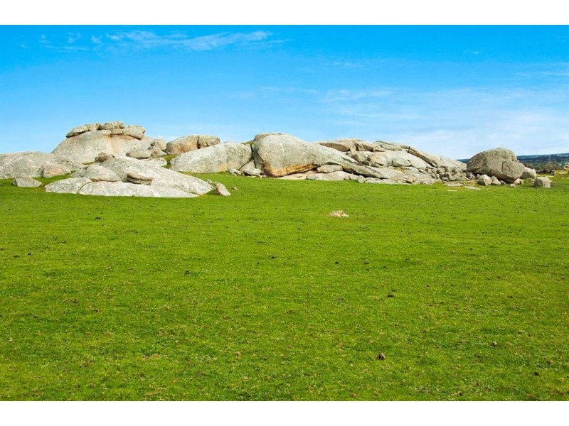 14 Glenora Place, Batesford VIC 3221