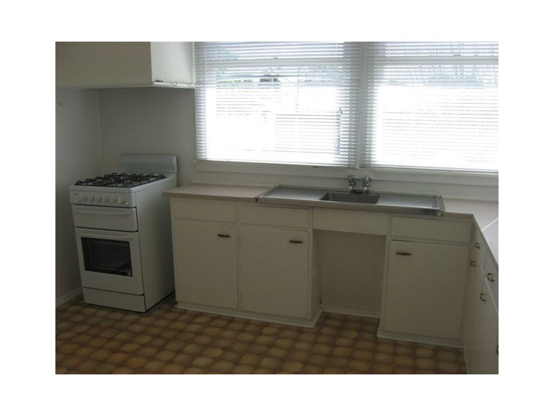 8 Kalinga Street, Norlane VIC 3214