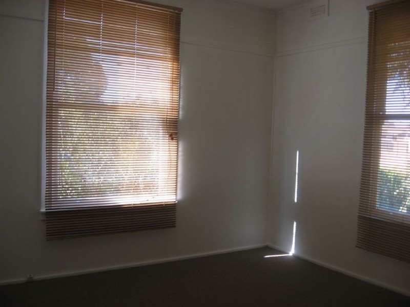 8 Kalinga Street, Norlane VIC 3214