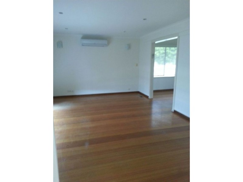10 Dalmont Grove, Norlane VIC 3214